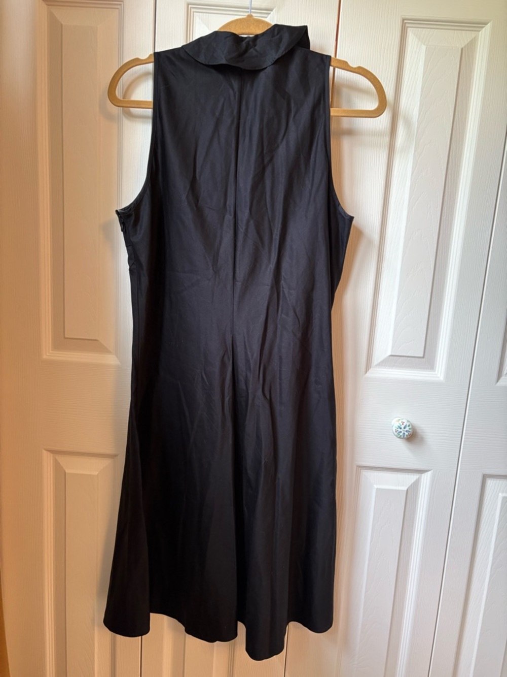 Ralph Lauren Black Sleeveless Midi Dress with Ruffle Front Detail - Picture 4 of 4